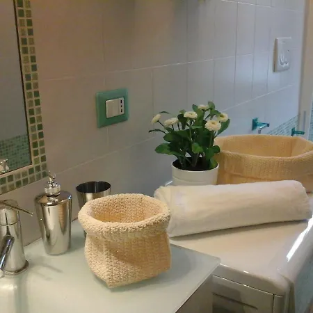 Cozy Flat Colosseum Apartment Rome